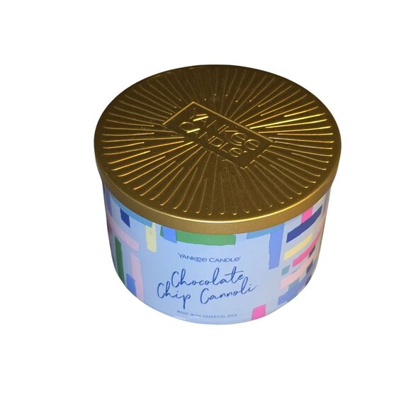 Yankee Candle Chocolate Chip Cannoli 3-Wick Scented Candle 18 Oz - Picture 2 of 3